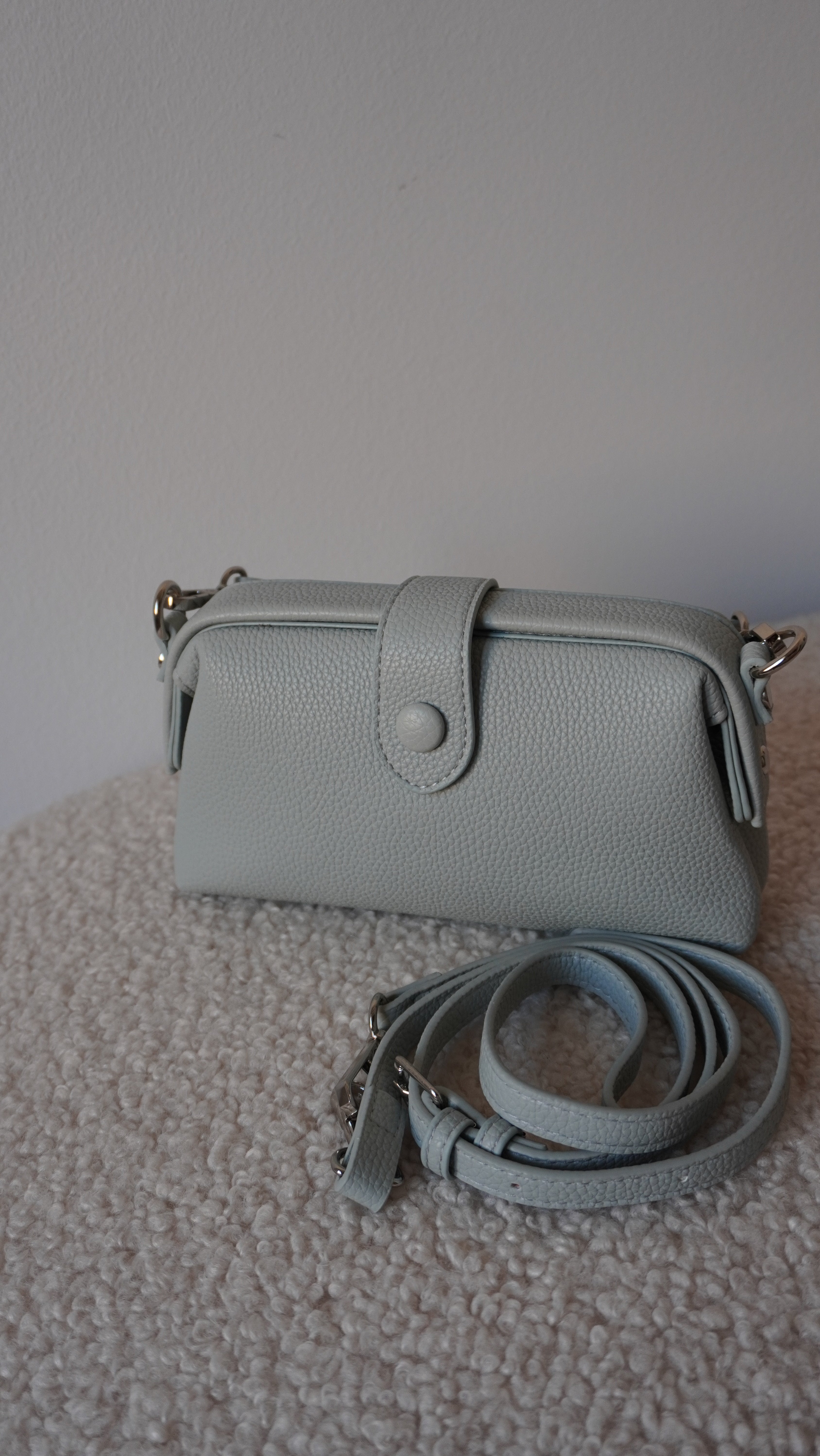 New! LICHI pop open bag