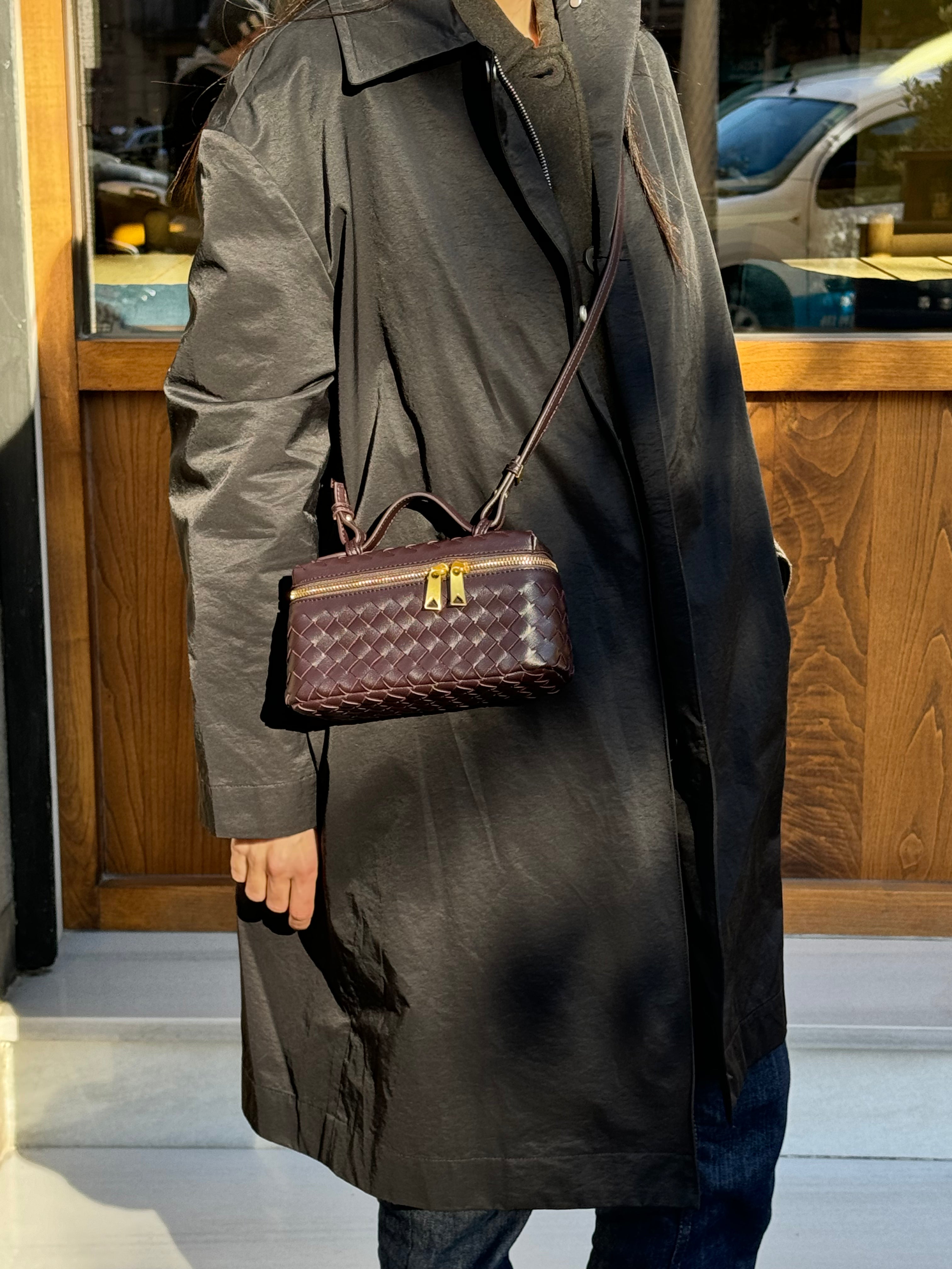 LANA woven bag
