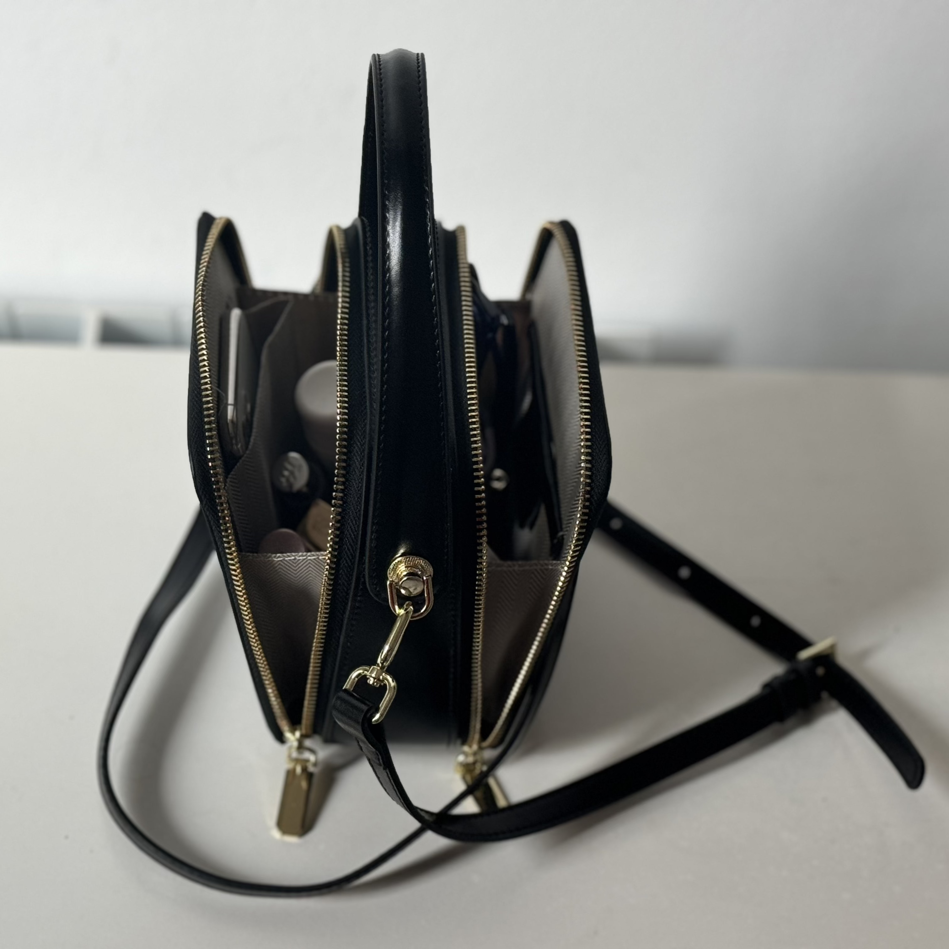 CORA accordion square bag