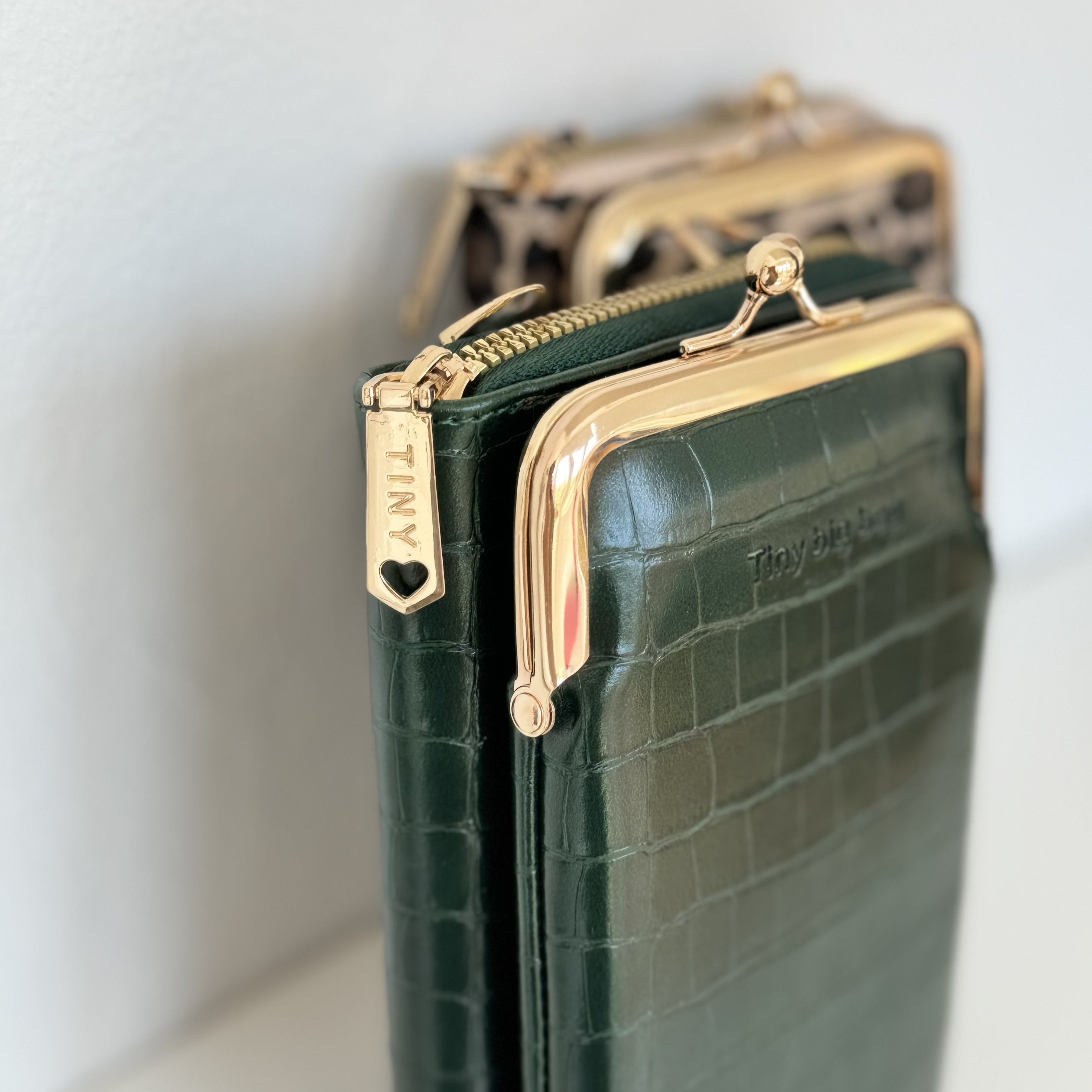 MOMA crossbody bag