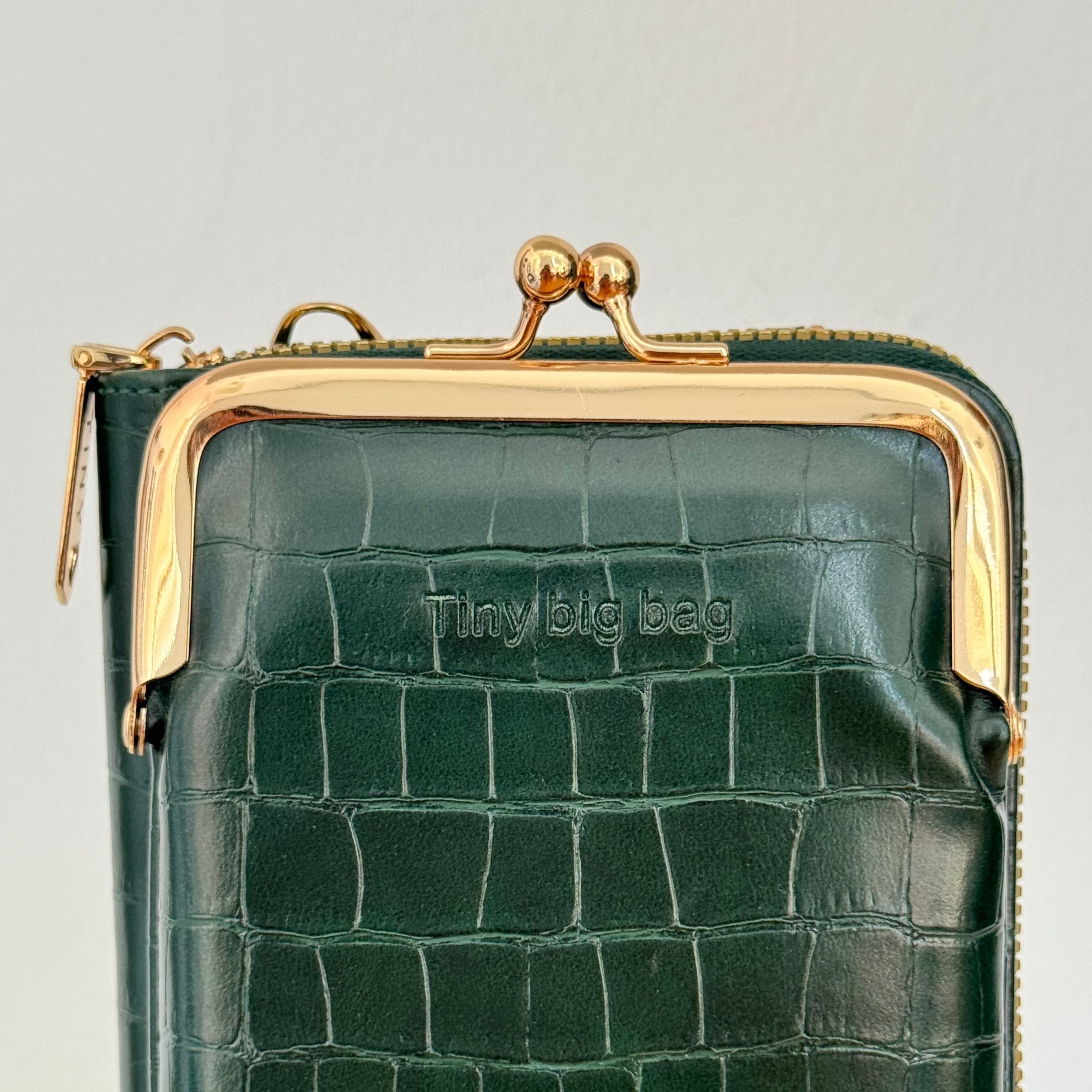 MOMA crossbody bag