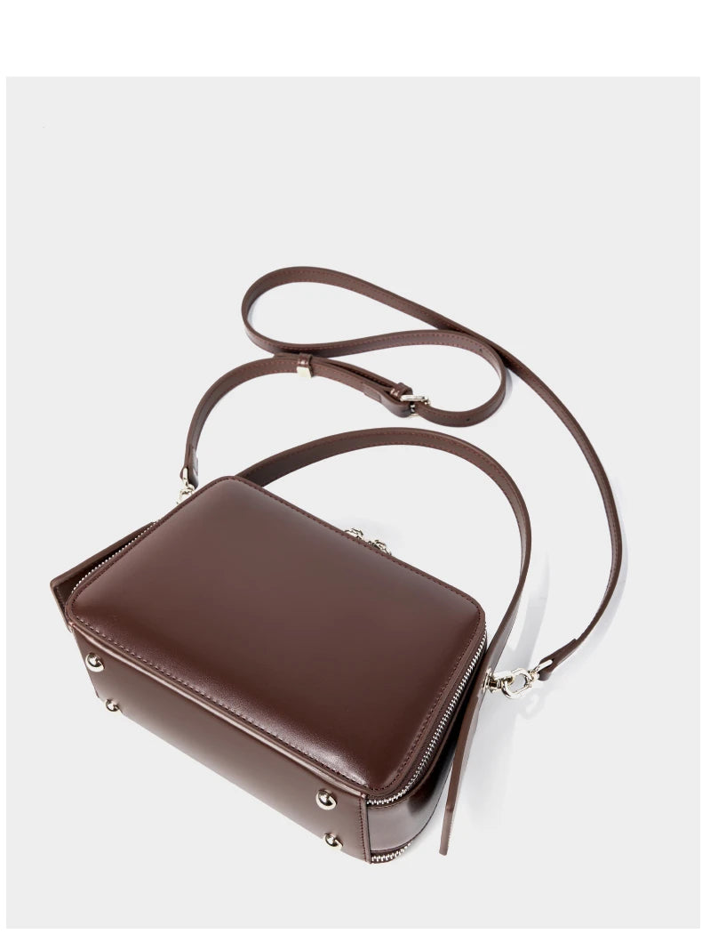 AVA accordion box bag