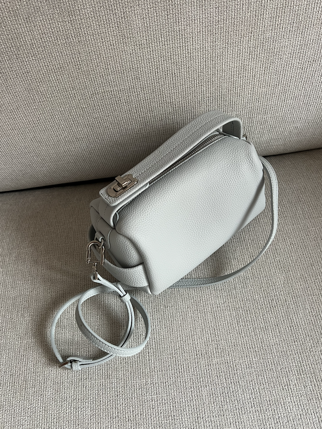 New! OLI mini barrel bag