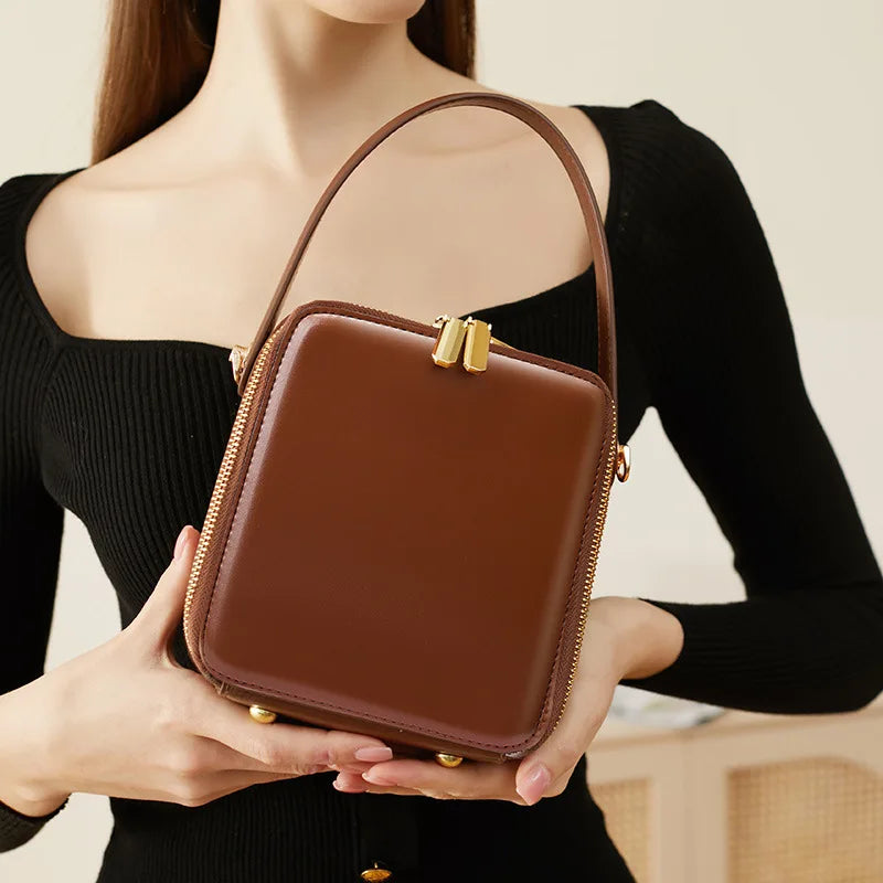 CORA accordion square bag