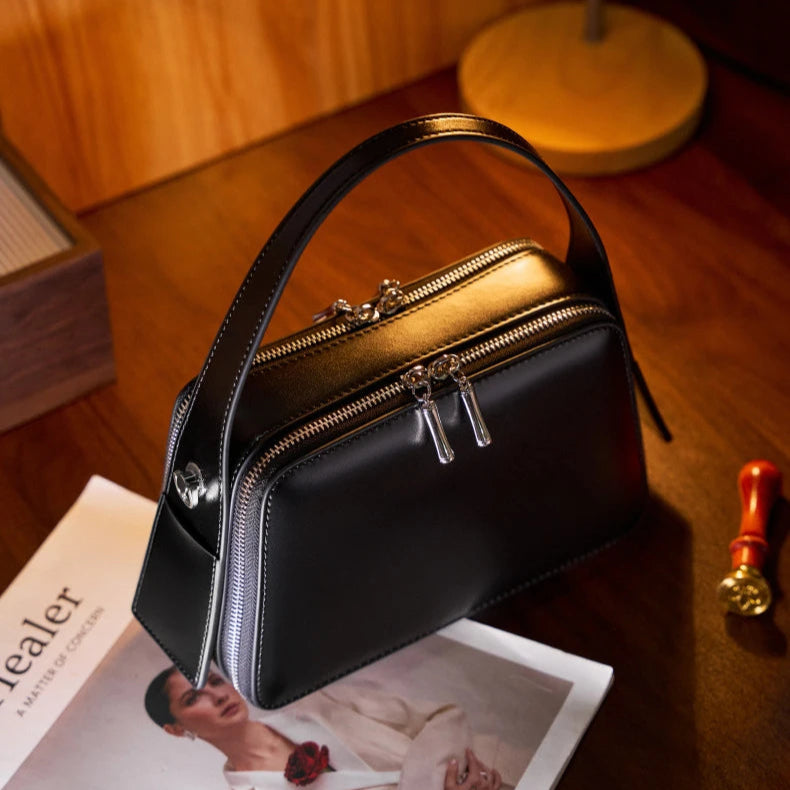 AVA accordion box bag