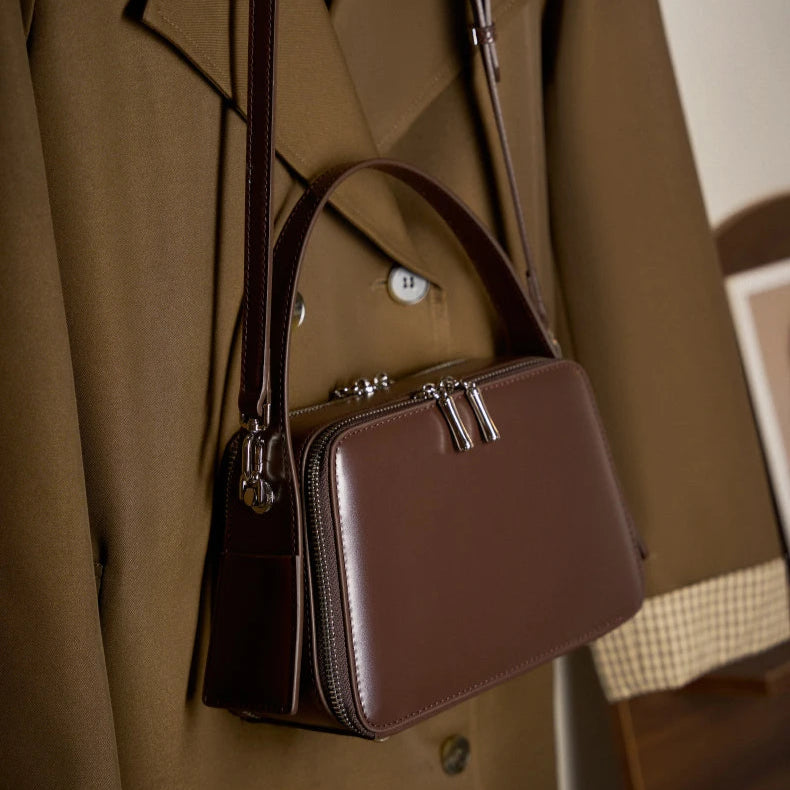 AVA accordion box bag