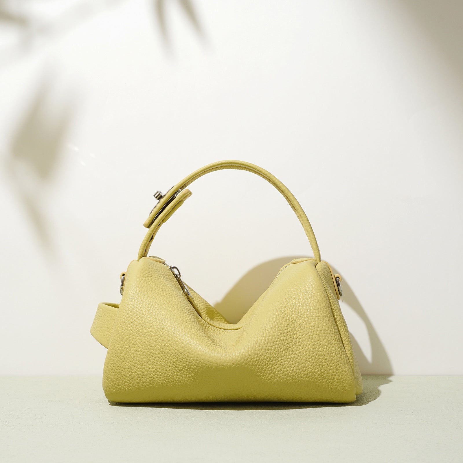 New! OLI mini barrel bag