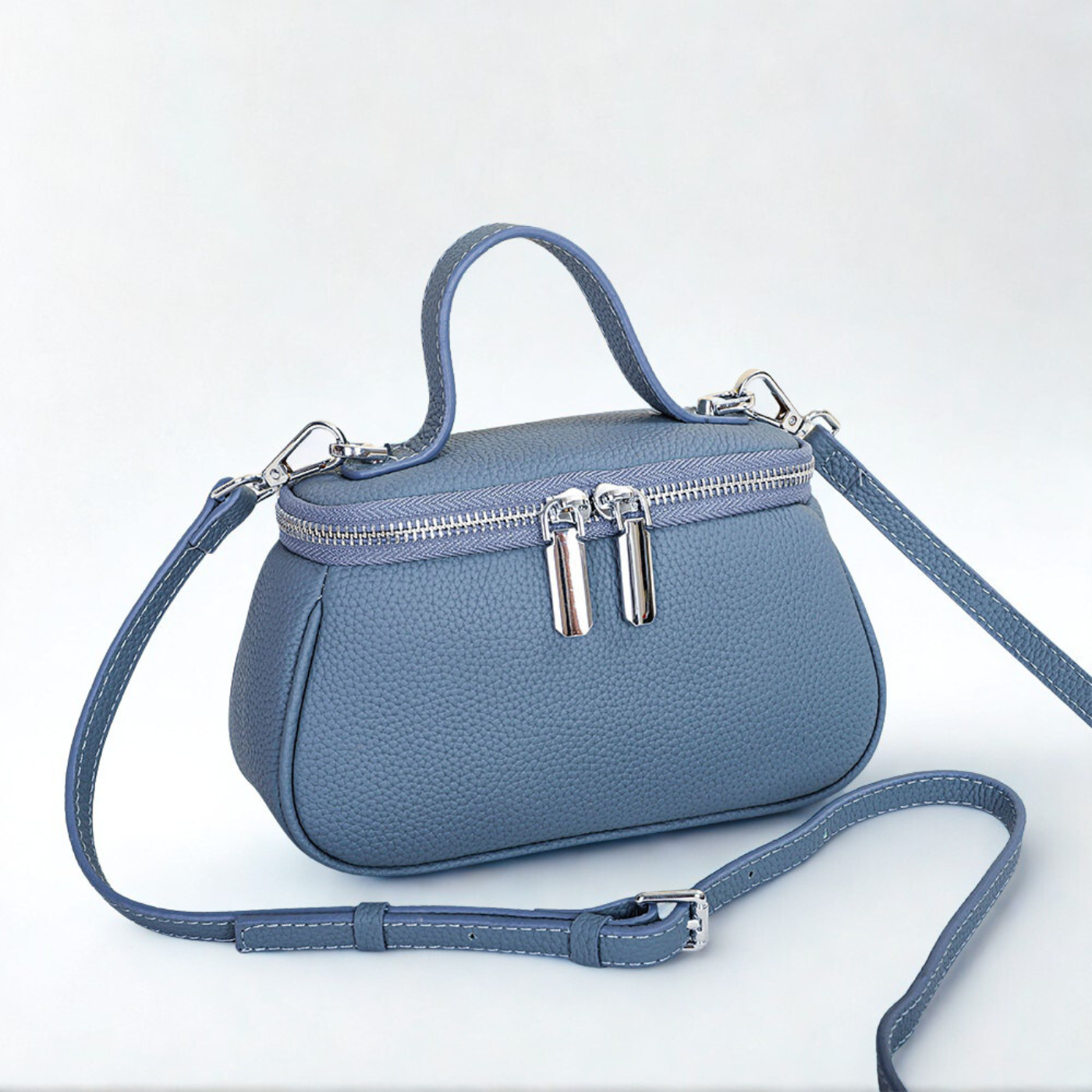 New! VICKY essentials tiny box bag
