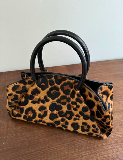 New! IRIS the sculpted top handle bag