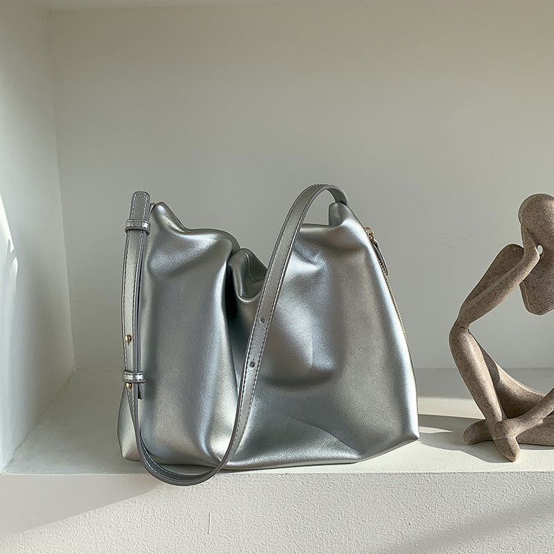 New! MUZE The Side Zip Shoulder Bag
