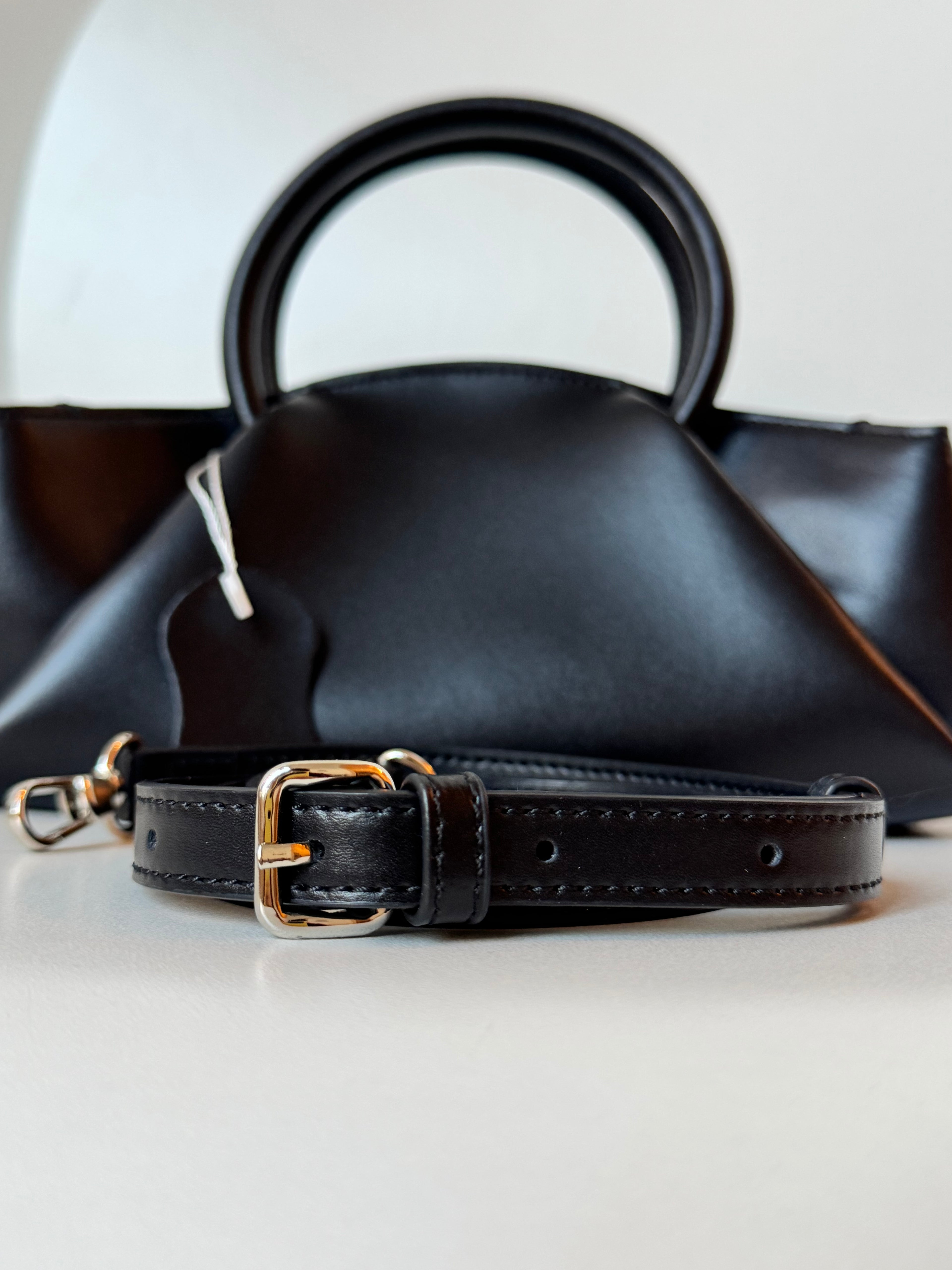 New! IRIS the sculpted top handle bag
