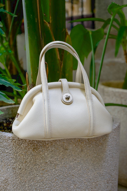 New! NOA the soft clip bag
